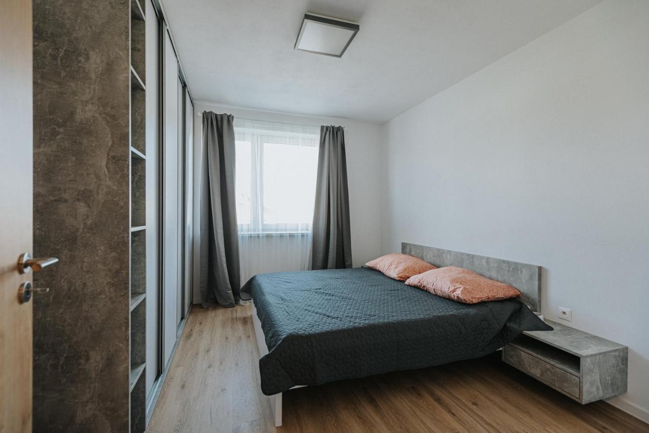Apartmany U Skraba Besenova Bagian luar foto